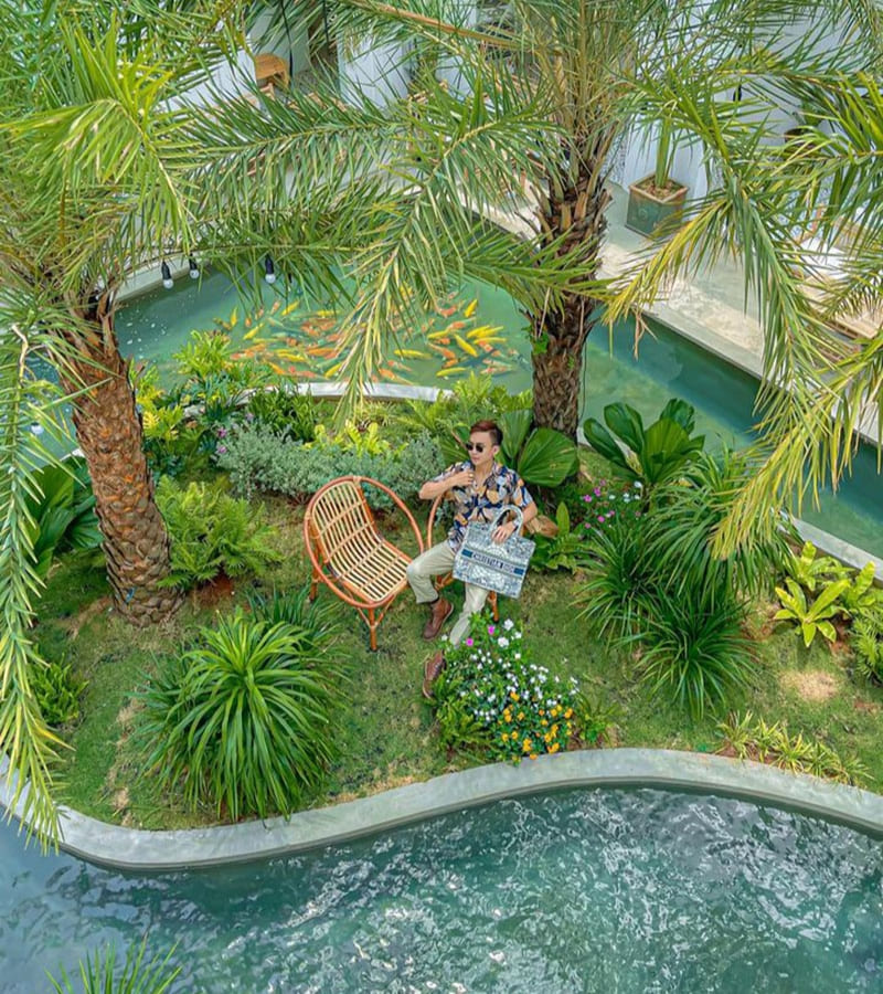 Dalaland Coffee, a very hot Mediterranean oasis in the middle of city 9