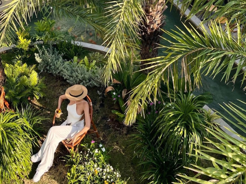 Dalaland Coffee, an extremely hot Mediterranean oasis in the middle of city 14