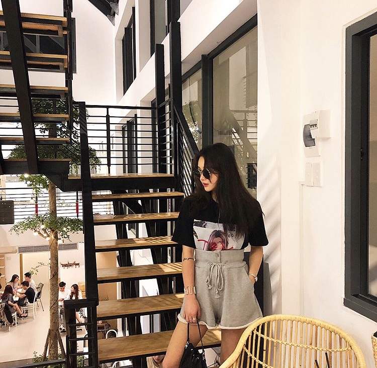 Immerse yourself in the sophistication, romance, and gentleness of 5 cafes with beautiful views in Da Nang 20