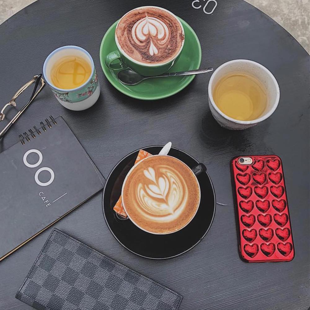 If you are passionate about minimalist style, remember to save the address of OO Cafe Hue 6