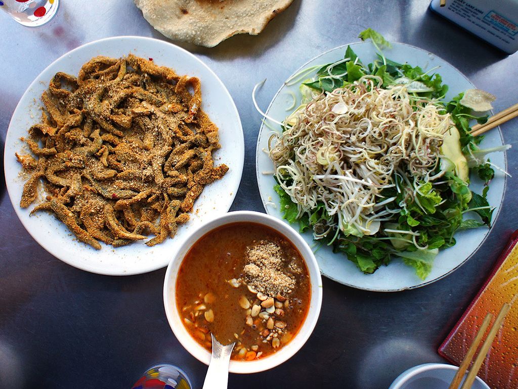 Gourmets cannot help but know Thanh Huong Da Nang fish salad 3
