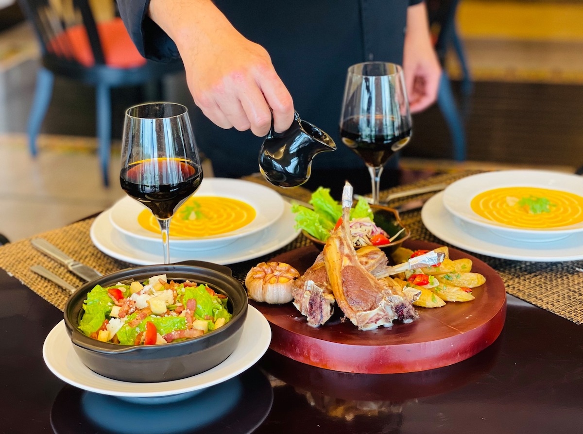Classy French - Vietnamese cuisine at Le Parfum Restaurant in Azerai La Residence, Hue 8