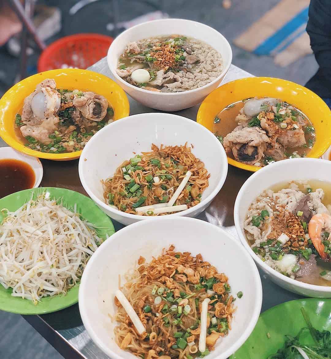 List of famous and delicious night eateries in Da Lat 5