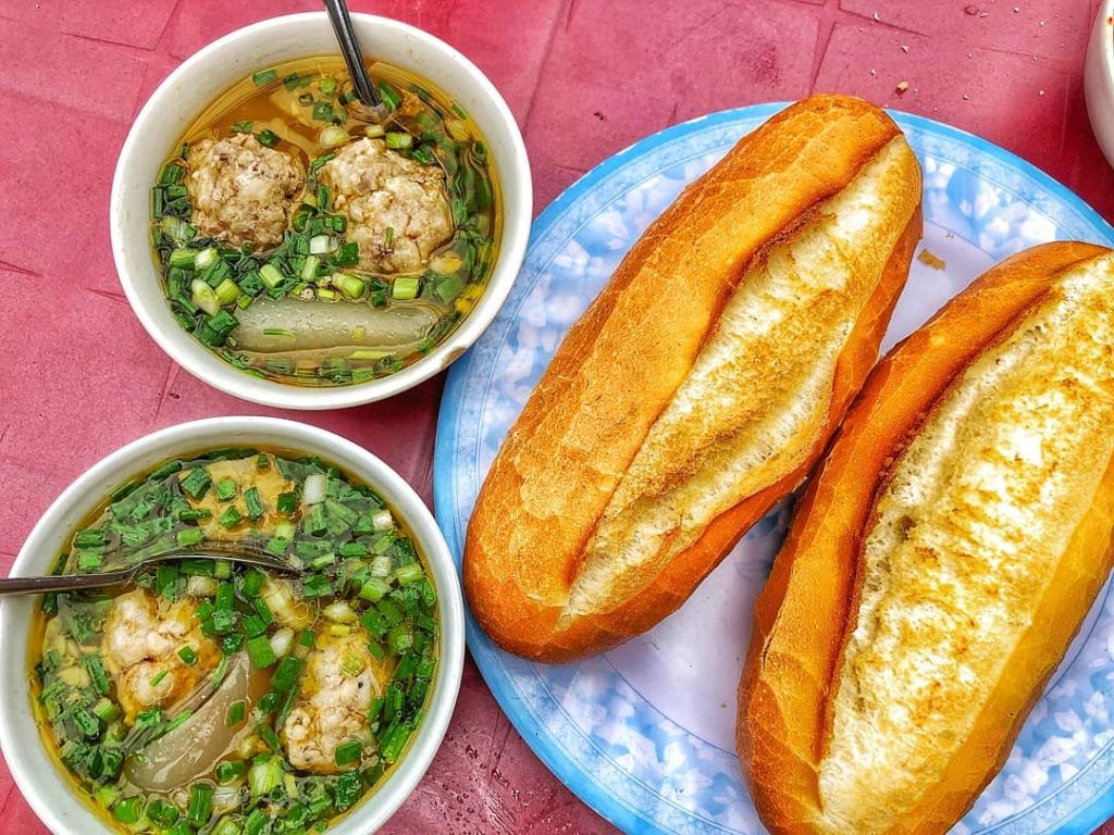 List of famous and delicious night eateries in Da Lat 8