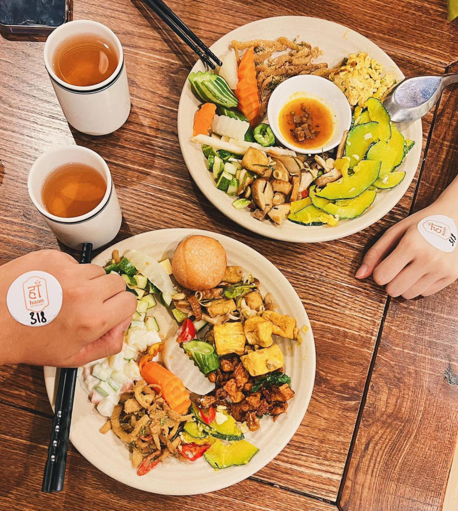 List of famous and delicious vegetarian buffet restaurants in Hanoi 3