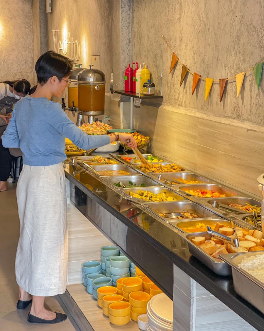 List of famous and delicious vegetarian buffet restaurants in Hanoi 8