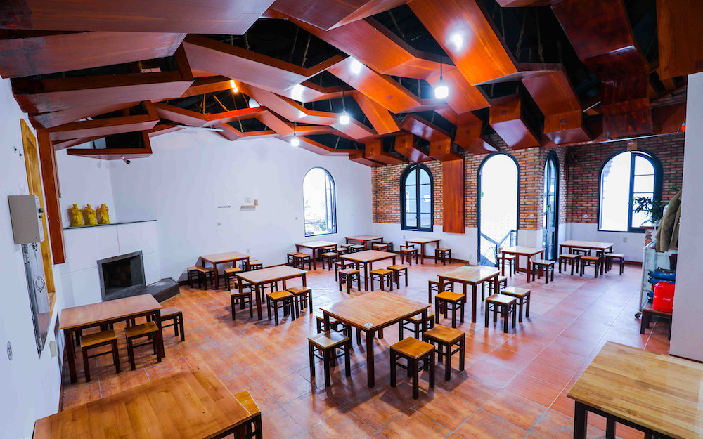 Let Vietnamtravelio take you to the top 8 delicious hot pot restaurants in Da Lat 17