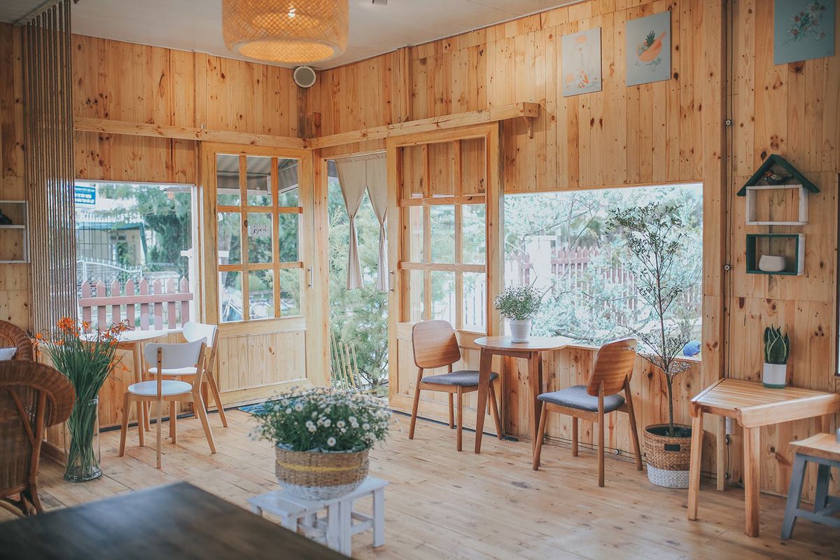 Deer In The Forest Coffee - Classic, romantic coffee shop like Korean movies 6