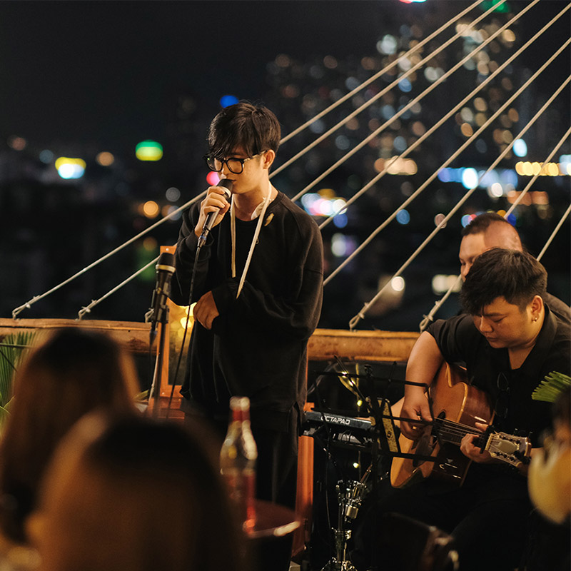 Review Vivu Rooftop, a beautiful place to watch the sunset 8