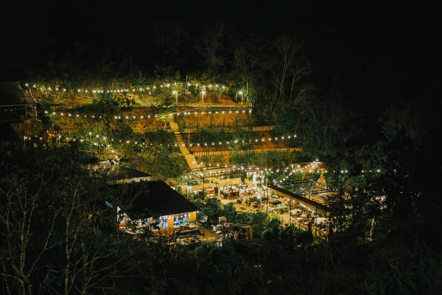 Come to Hilly Garden Dalat to experience classy cuisine in the heart of the dreamy mountain town 3