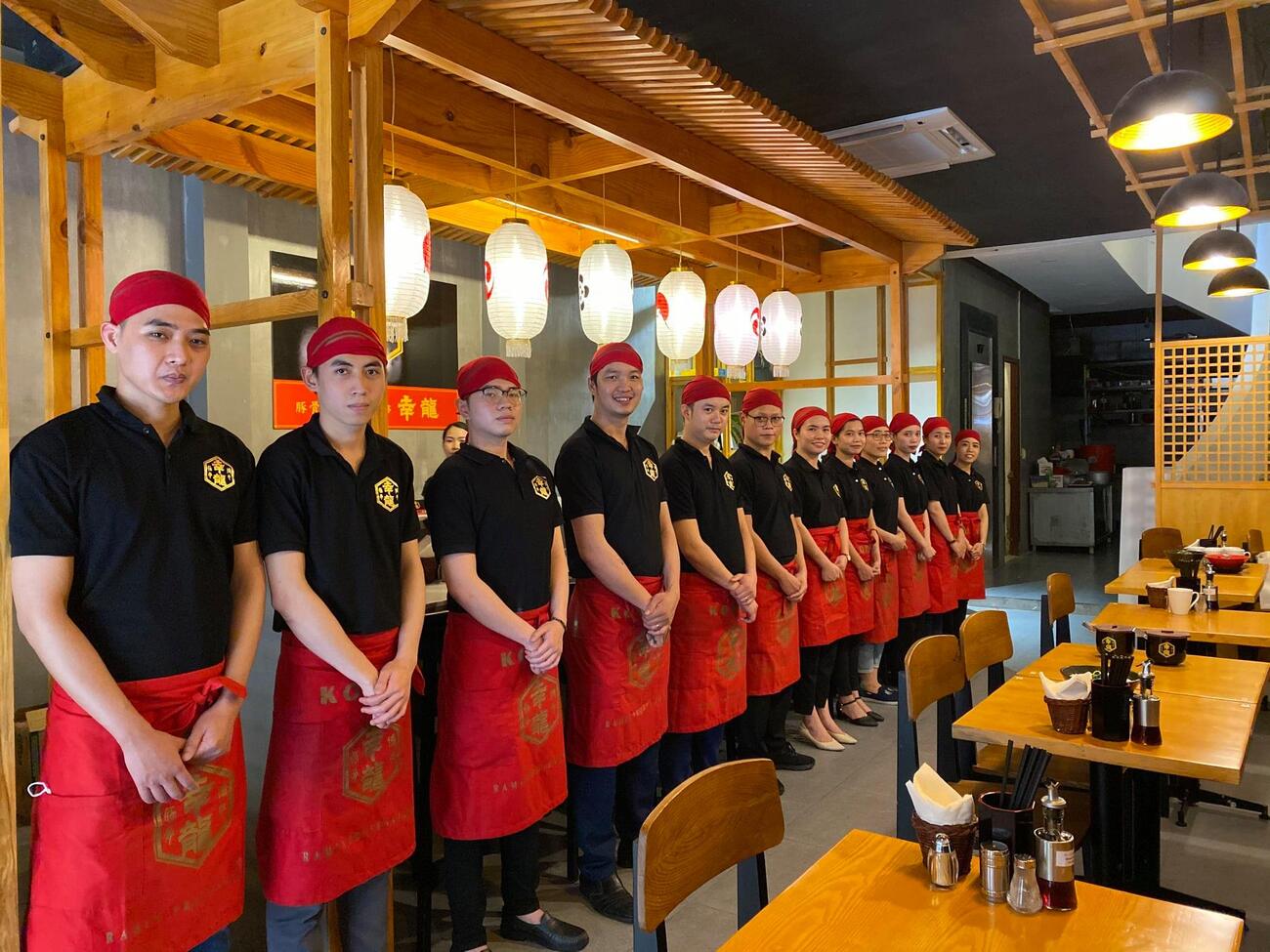 Go to Hakata Kouryu restaurant to enjoy the flavors of the land of the rising sun 4
