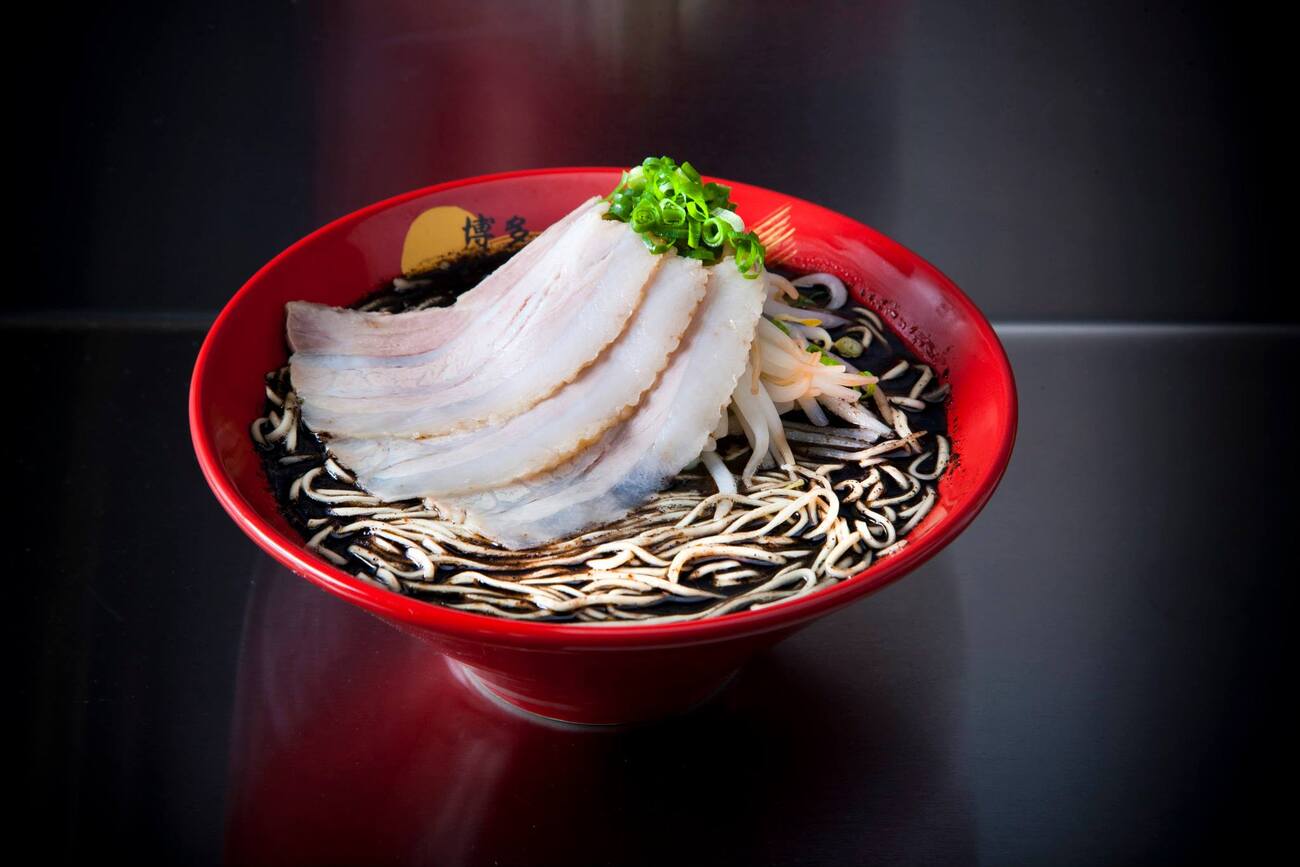 Go to Hakata Kouryu restaurant to enjoy the flavors of the land of the rising sun 10