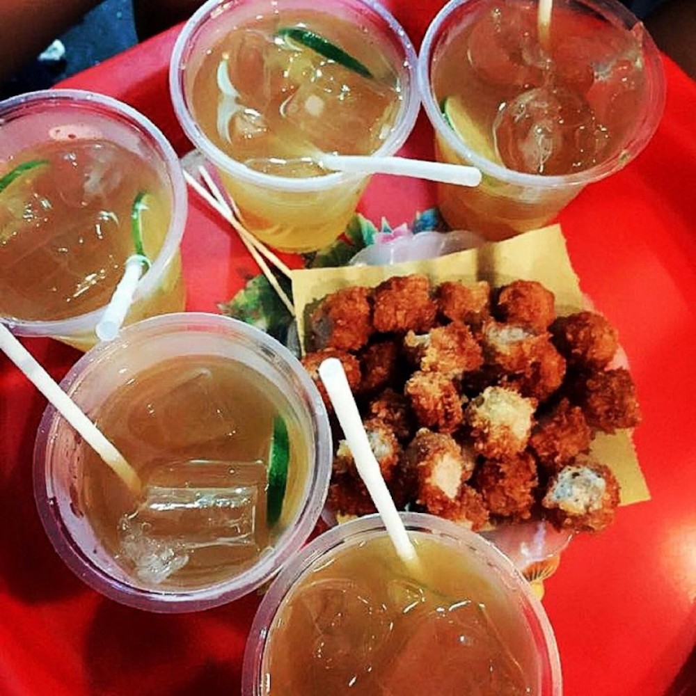 Coming to the capital and skipping these 6 Hanoi fried spring rolls shops would be a shame! 8