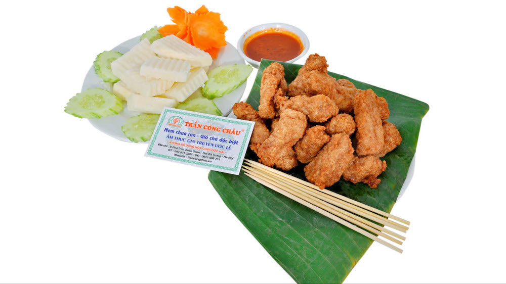 Coming to the capital and skipping these 6 Hanoi fried spring rolls shops would be a shame! 9