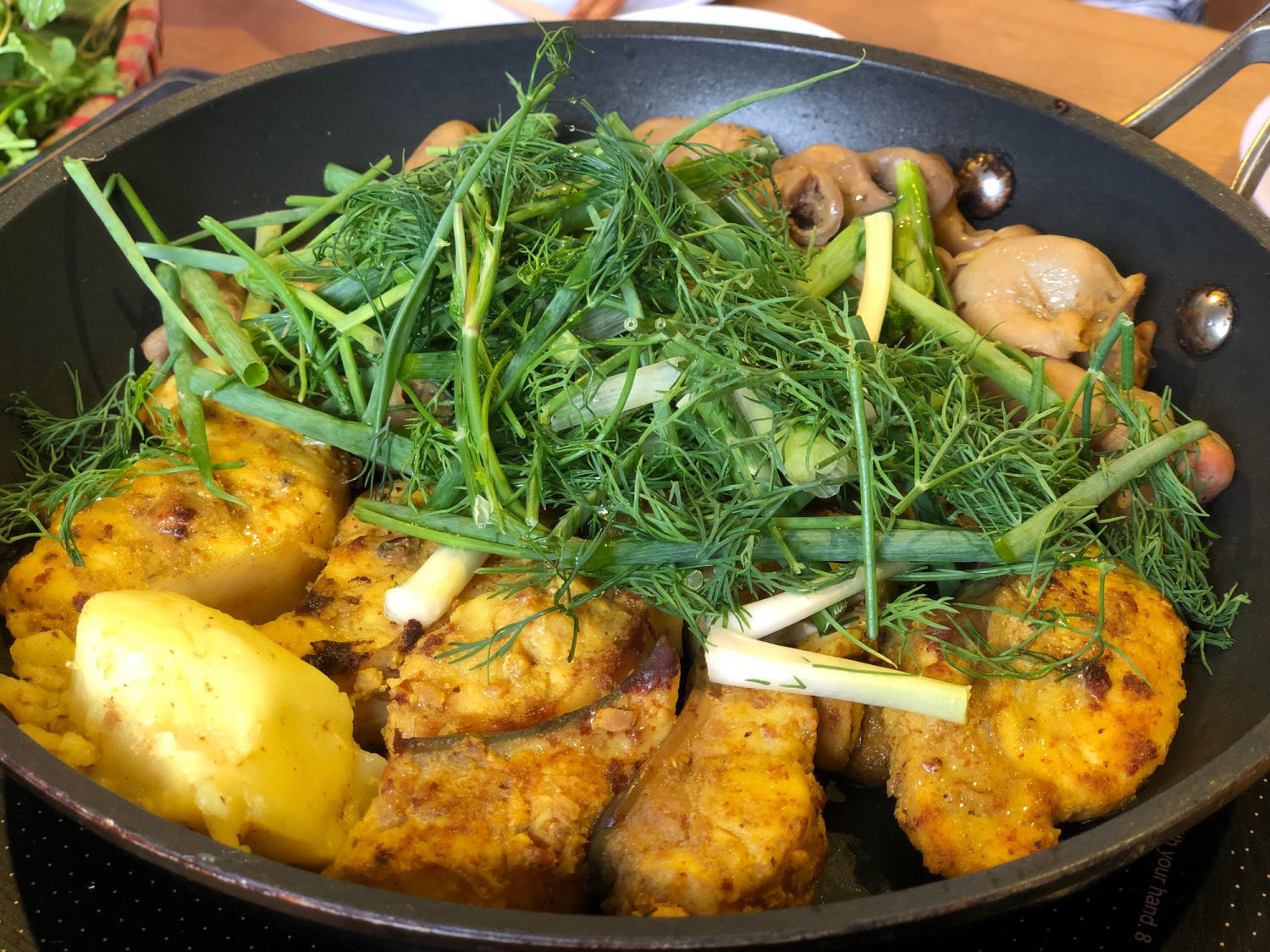 Address to enjoy La Vong grilled fish - Quintessence of Hanoi cuisine 5