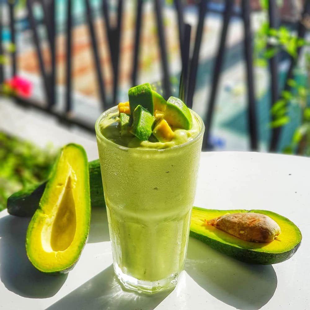 If you can't travel abroad, stop by Quinoa Café to have check-in photos like in the West