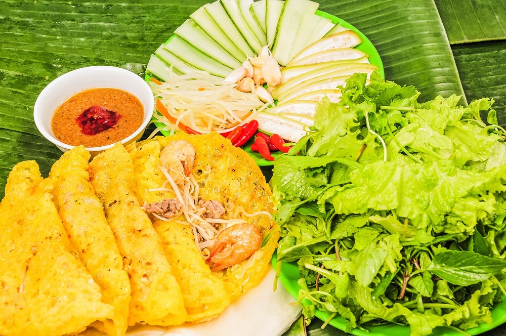 Check out 10 delicious banh xeo shops in Da Nang 8