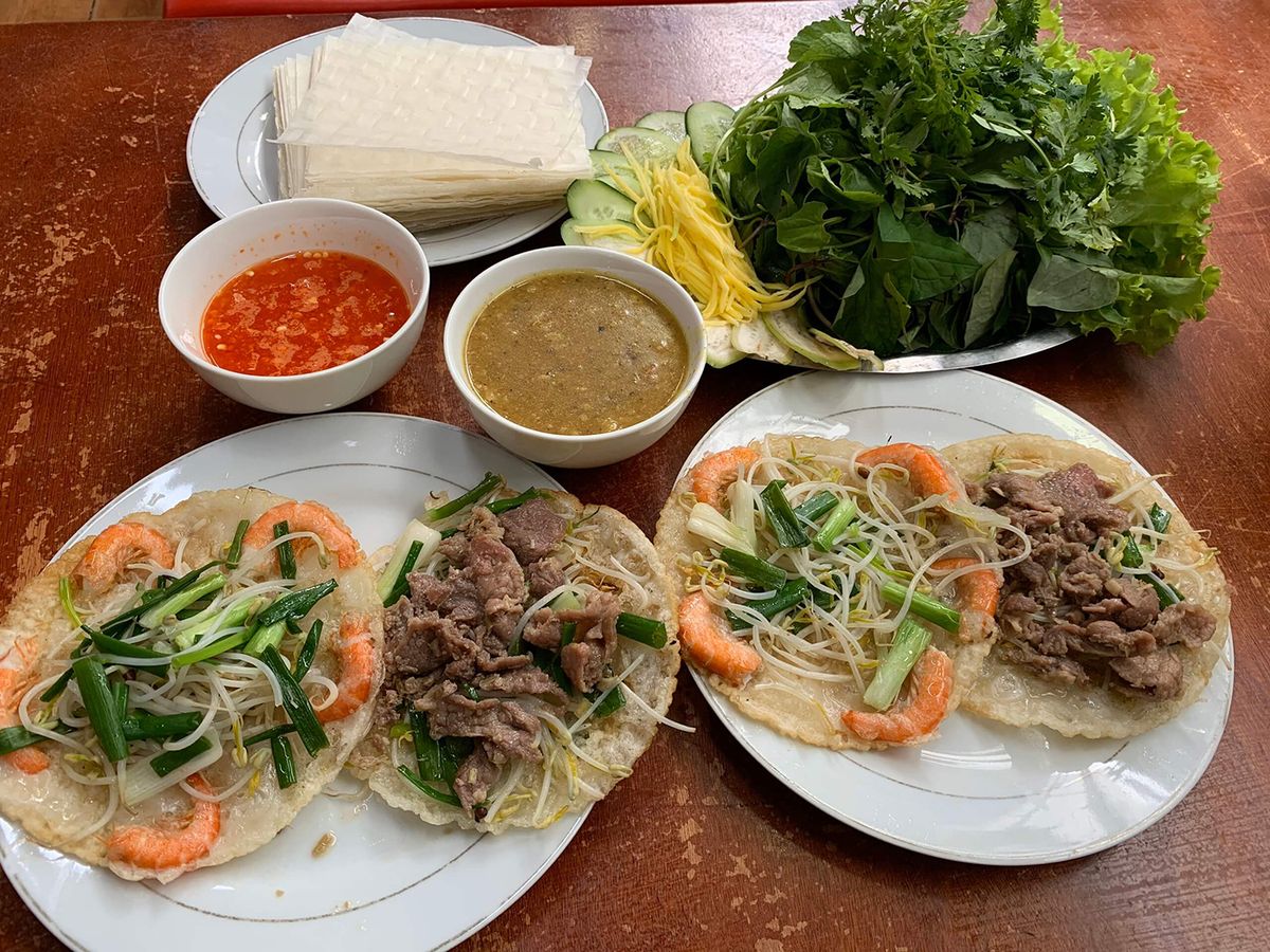 List of 10 delicious banh xeo shops in Da Nang 6