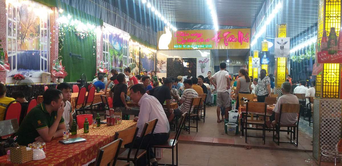 List of 10 delicious restaurants in Da Nang famous near and far 7