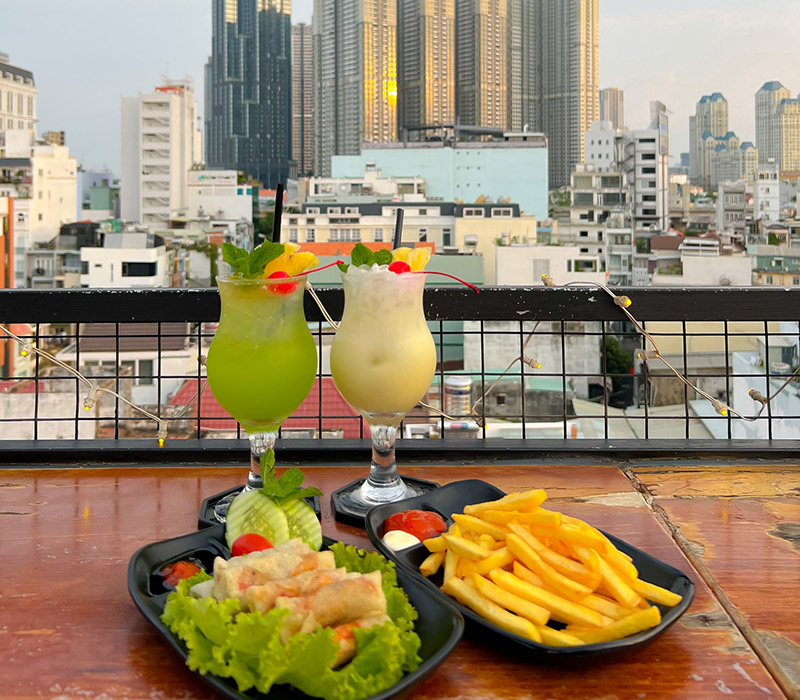 Review Vivu Rooftop, a beautiful place to watch the sunset 6