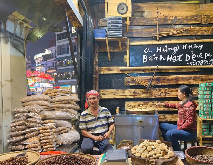 Unique Sapa chestnut cake, rich and fragrant. 2