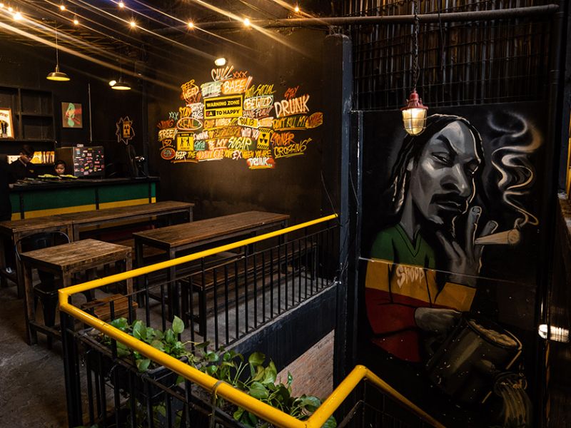 Warning Zone - A cool meeting place for Saigon youth 2