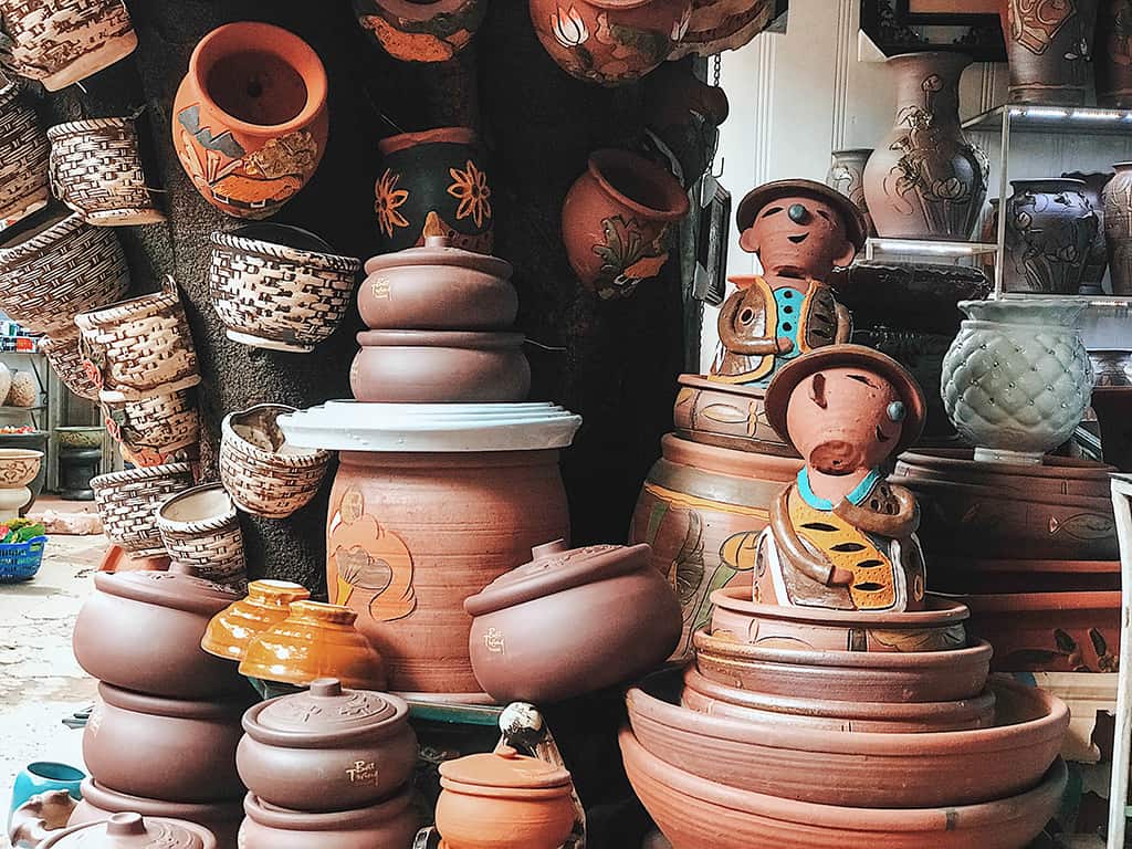 Don't forget the useful 1-day Bat Trang pottery village tour schedule 3