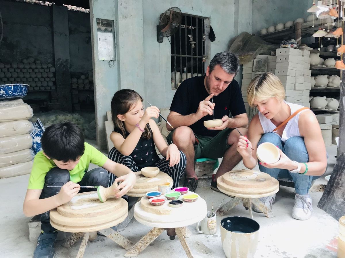 Don't forget the useful 1-day Bat Trang pottery village tour schedule 4