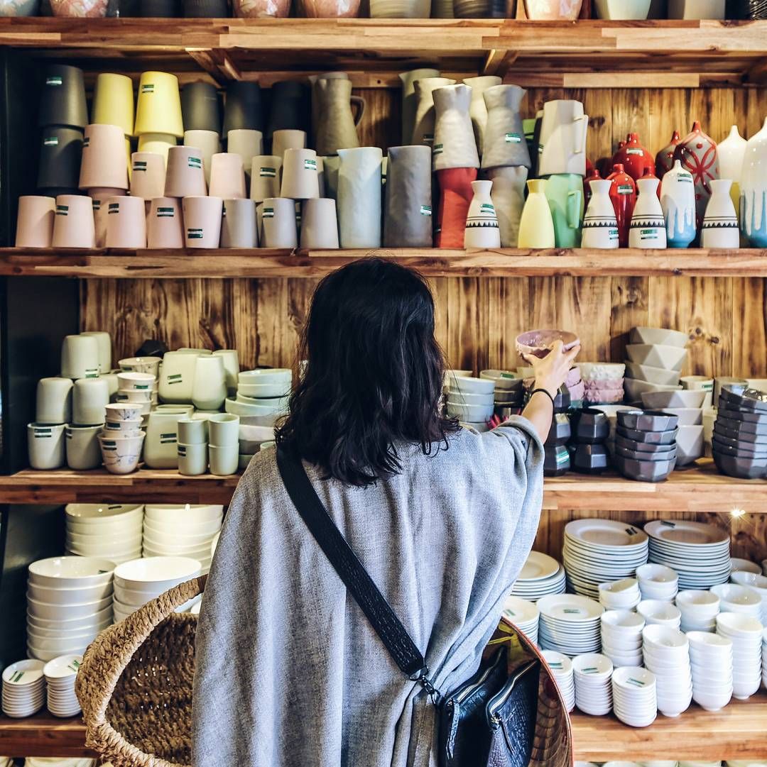 Don't forget the useful 1-day Bat Trang pottery village tour schedule 6