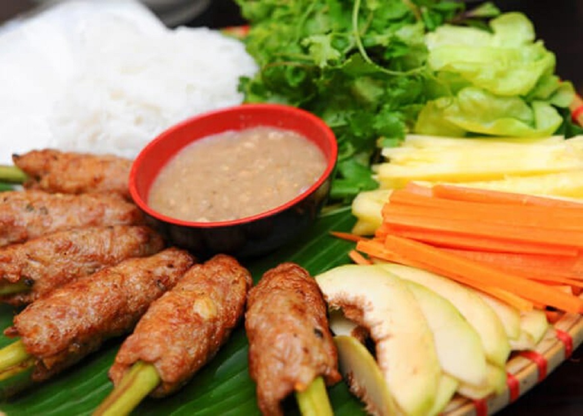 Fans of fried spring rolls - grilled spring rolls should definitely not miss the TOP 4 delicious restaurants in Da Lat 6