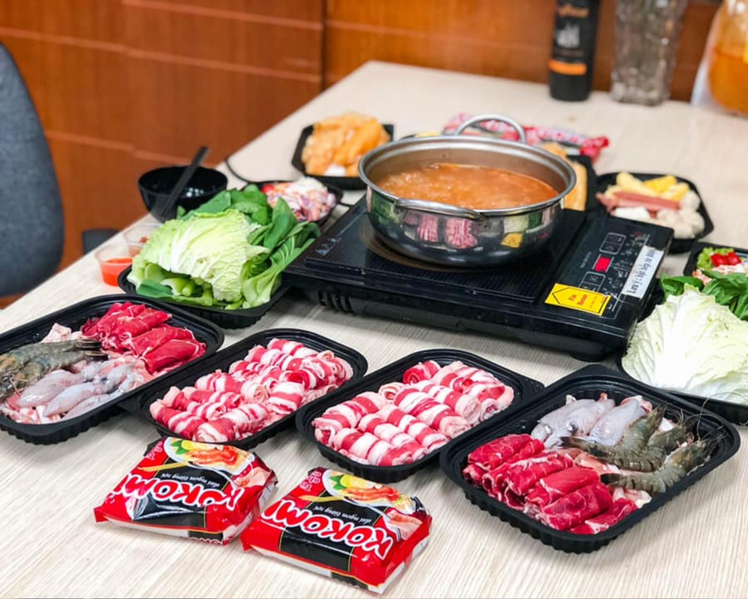 Fin House Sapa Restaurant - Whispering in front of the Hot Pot Buffet restaurant with lovely prices 8