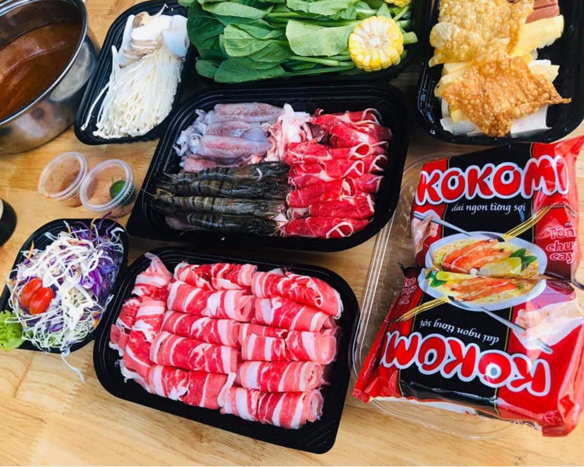 Fin House Sapa Restaurant - Whispering in front of the Hot Pot Buffet restaurant with lovely prices 9