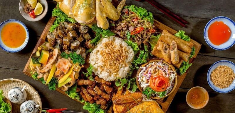 Top 10 famous chicken restaurants in Hanoi capital 8