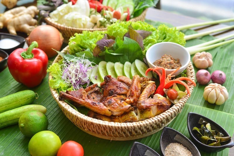 Top 10 famous chicken restaurants in Hanoi Capital 10