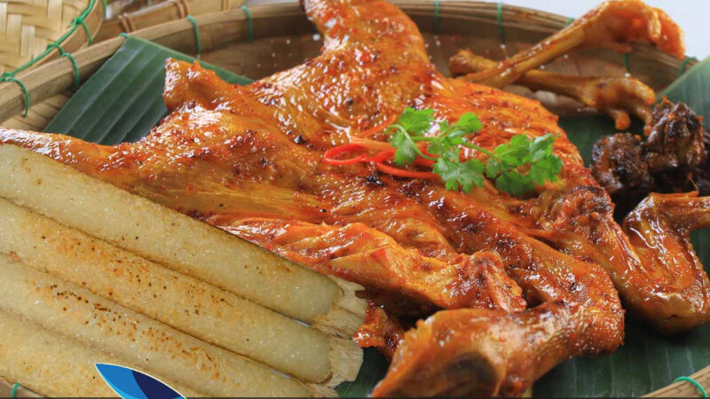 Grilled chicken with lam rice - A rustic dish not to be missed when traveling to Da Lat 3