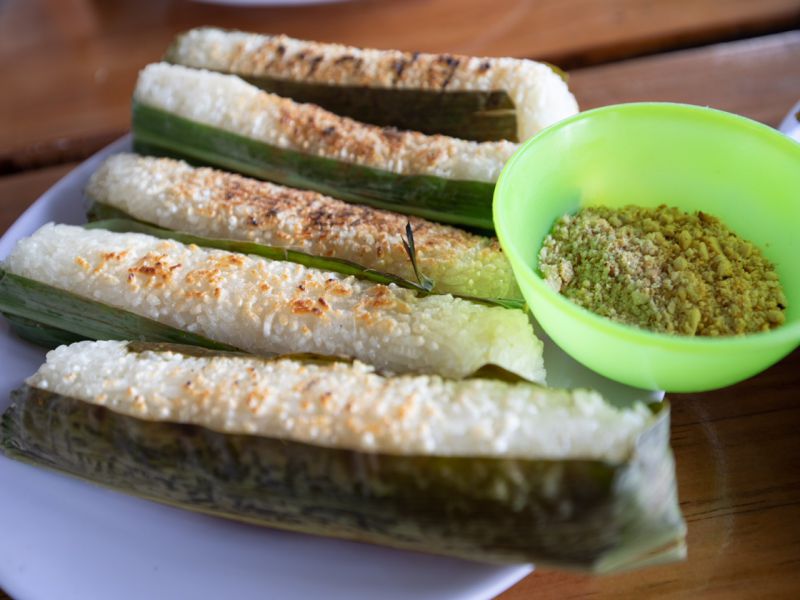 Grilled chicken with lam rice - A rustic dish not to be missed when traveling to Da Lat 4