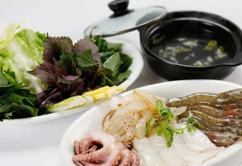 Check out the top 13 delicious restaurants in District 2 that you should not miss 4