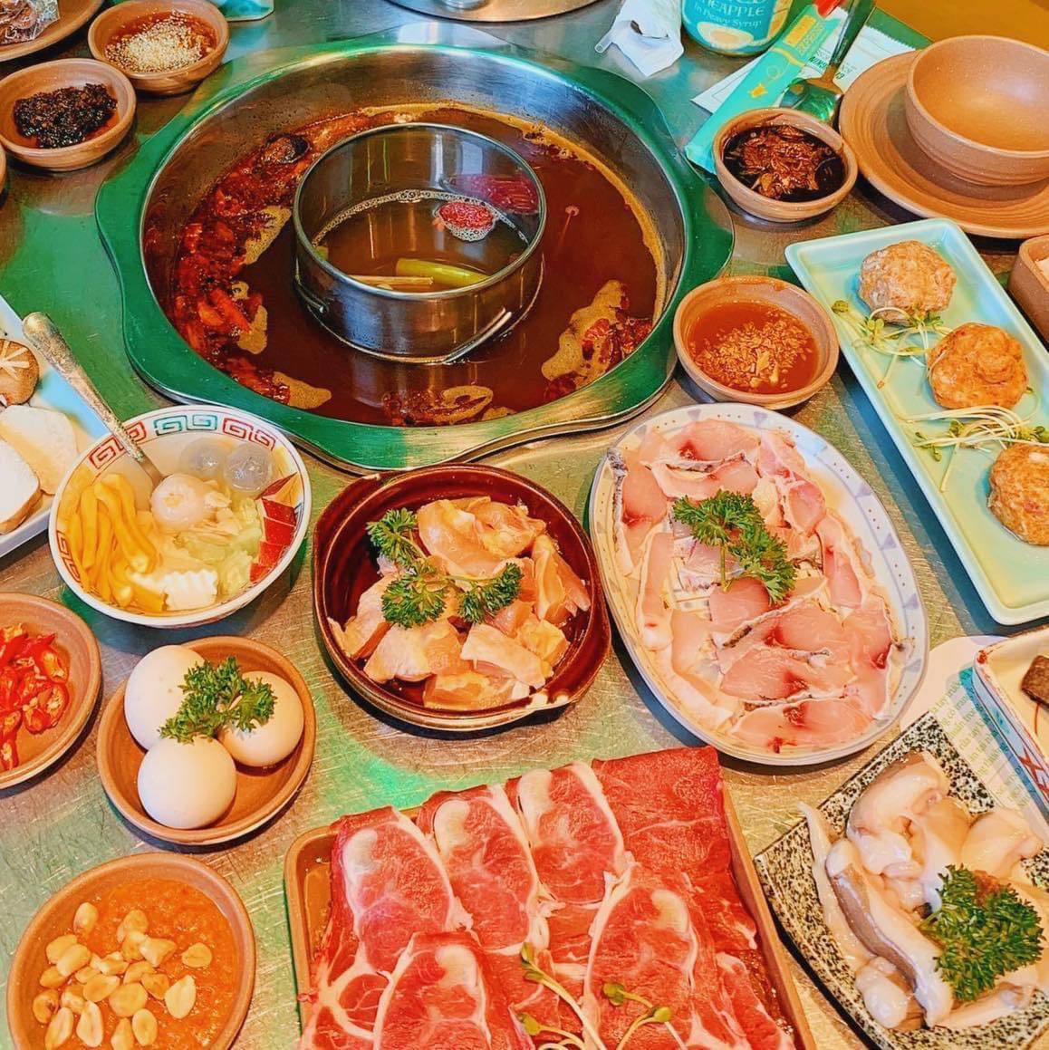 Visit Chungking Express restaurant to enjoy a Hong Kong hotpot in the heart of Da Lat 9