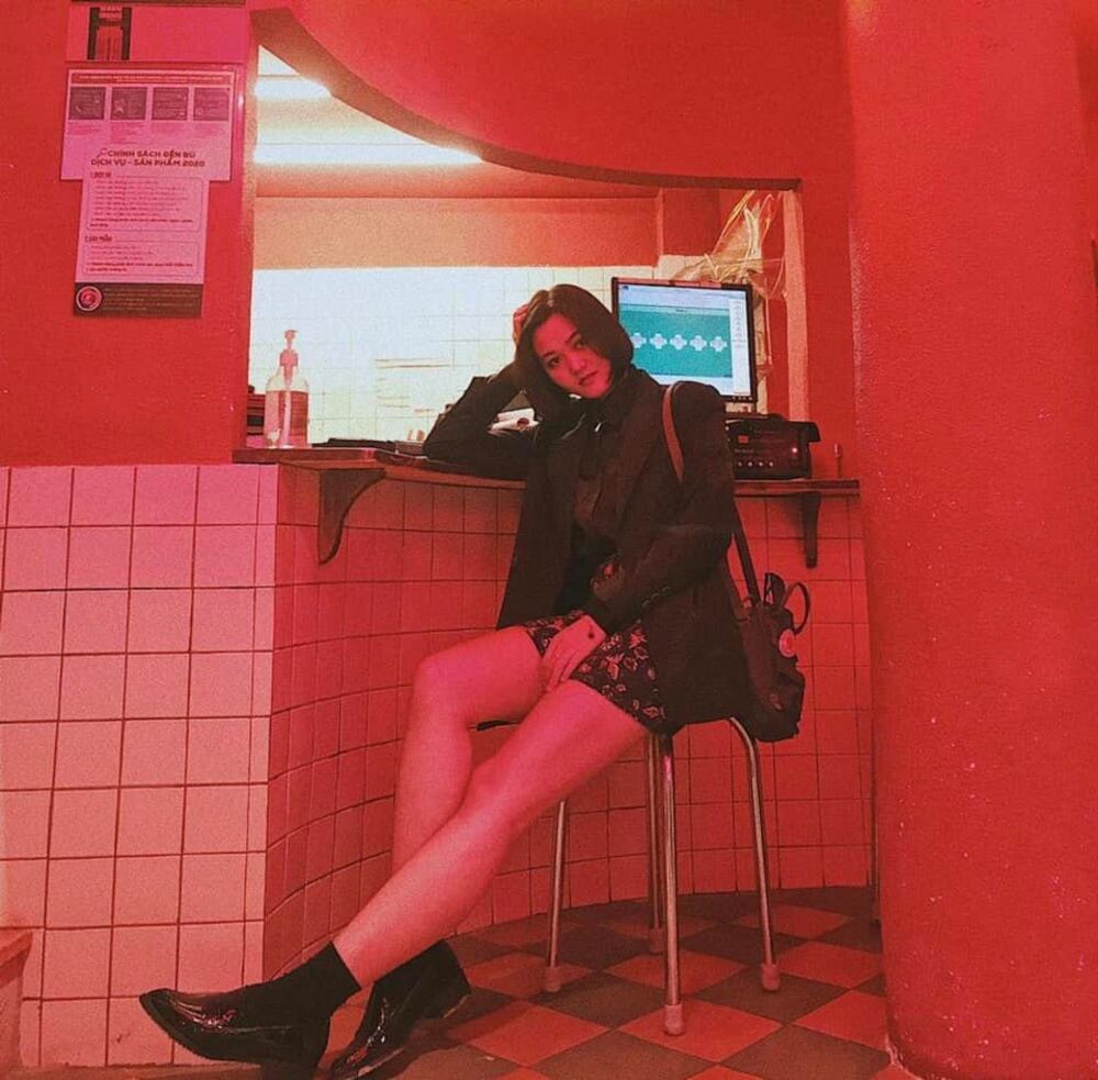 Visit Chungking Express restaurant to enjoy a Hong Kong hotpot in the heart of Da Lat 11