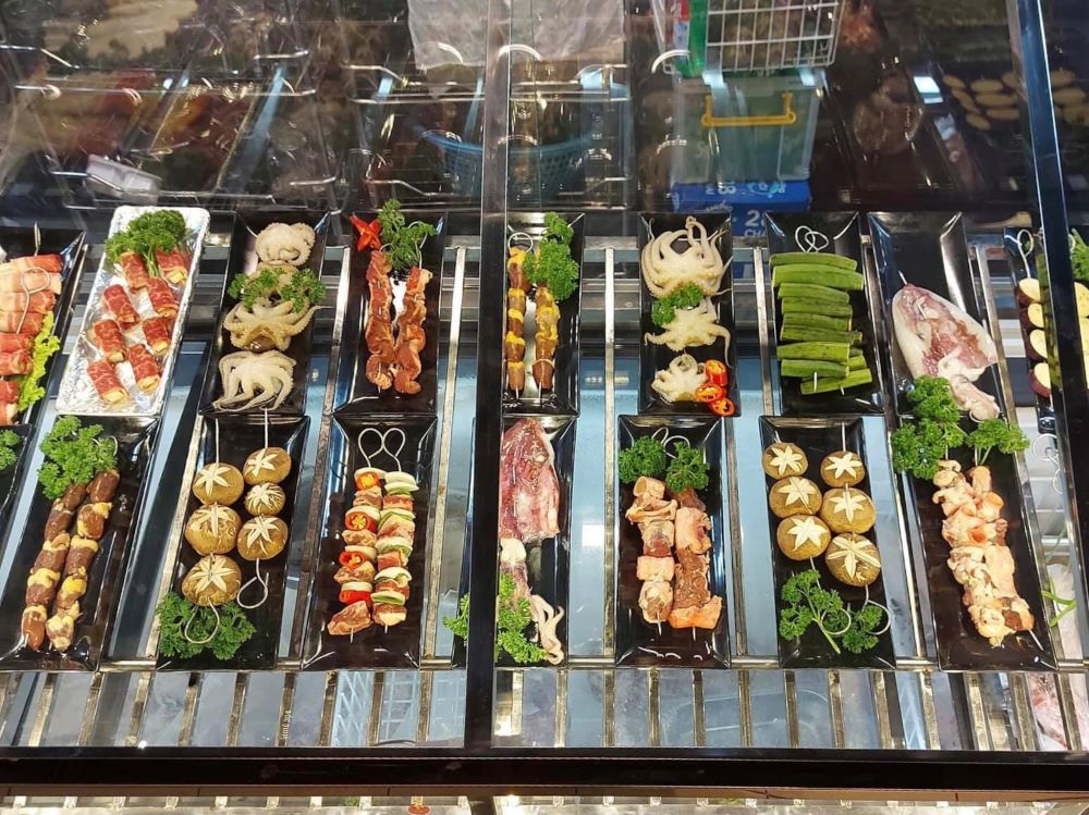 Visit Mam Mam Steak restaurant to enjoy the famous delicious steak 4