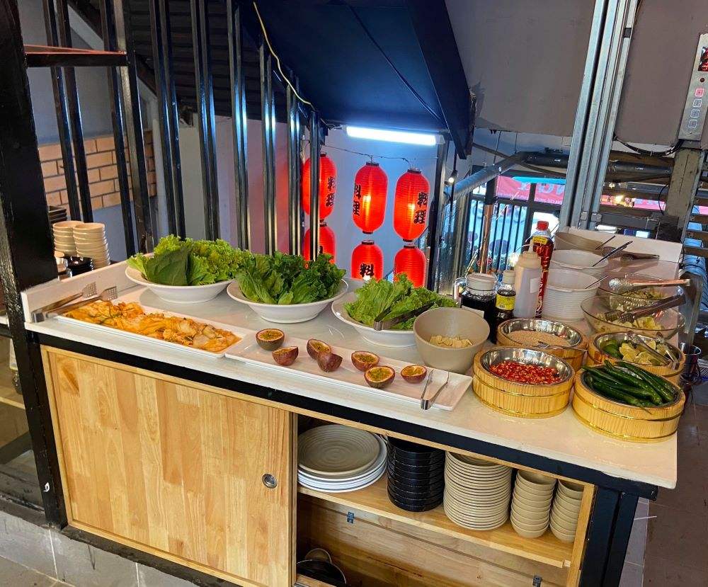 Visit Mam Mam Steak restaurant to enjoy the famous delicious steak 2