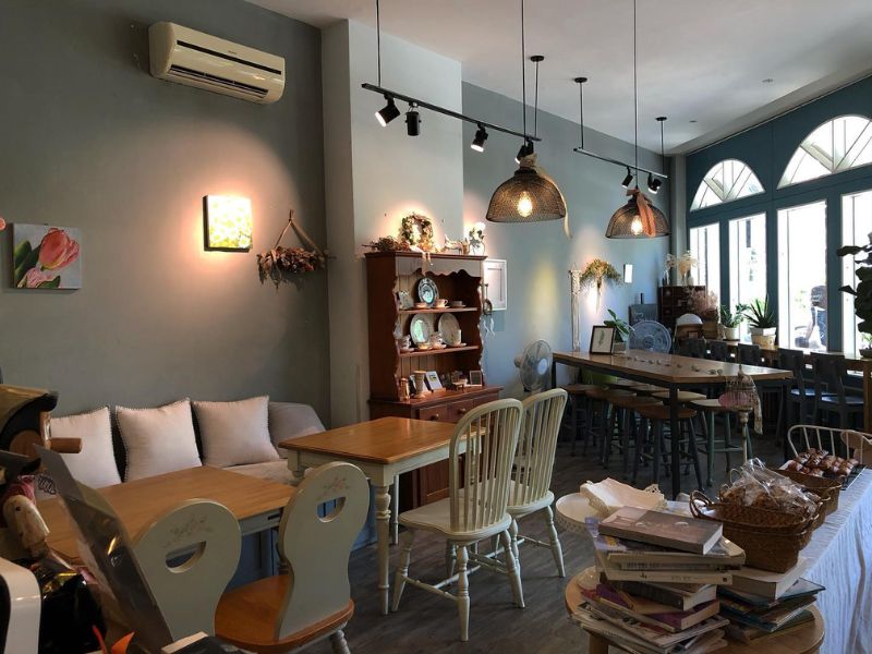 Top 10 hot cafes in District 7 for Saigon youth 2