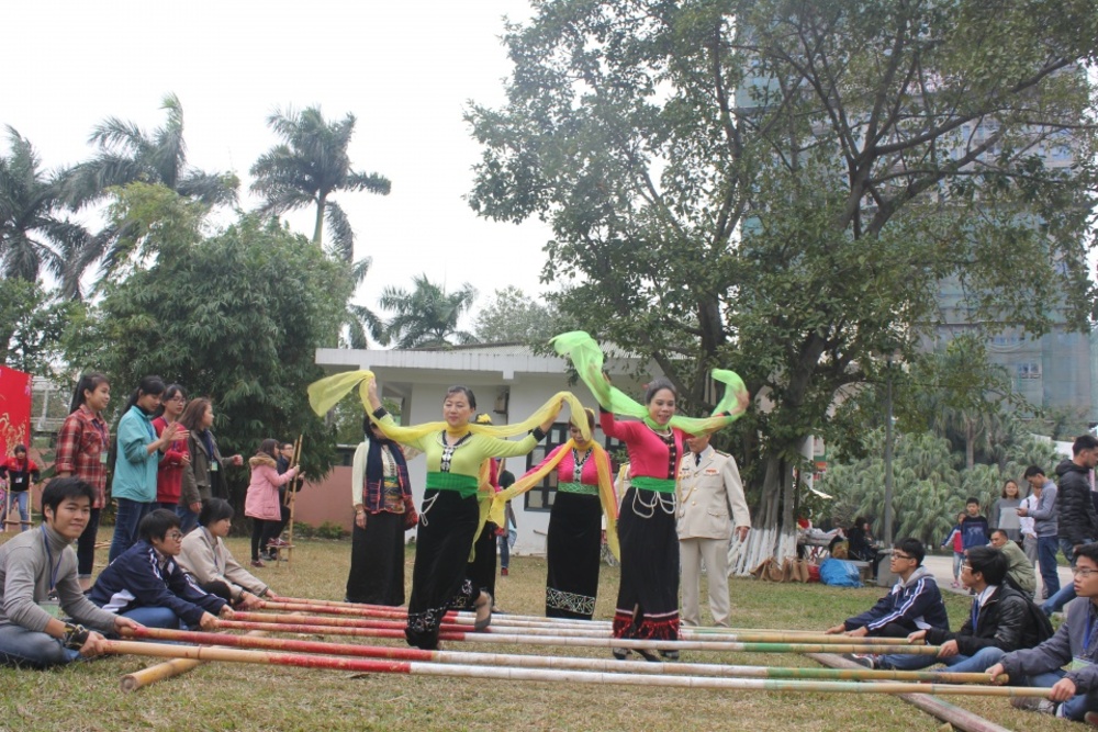 Suggested interesting experiences of going to the Vietnam Museum of Ethnology for you 10