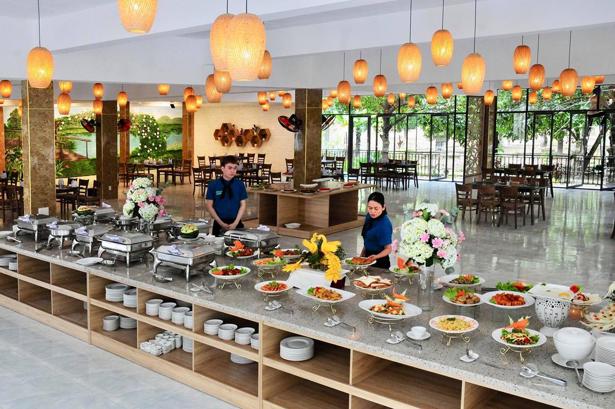 Green Garden Hue – Cafe & Restaurant - A place to enjoy a buffet with unforgettable flavors 2
