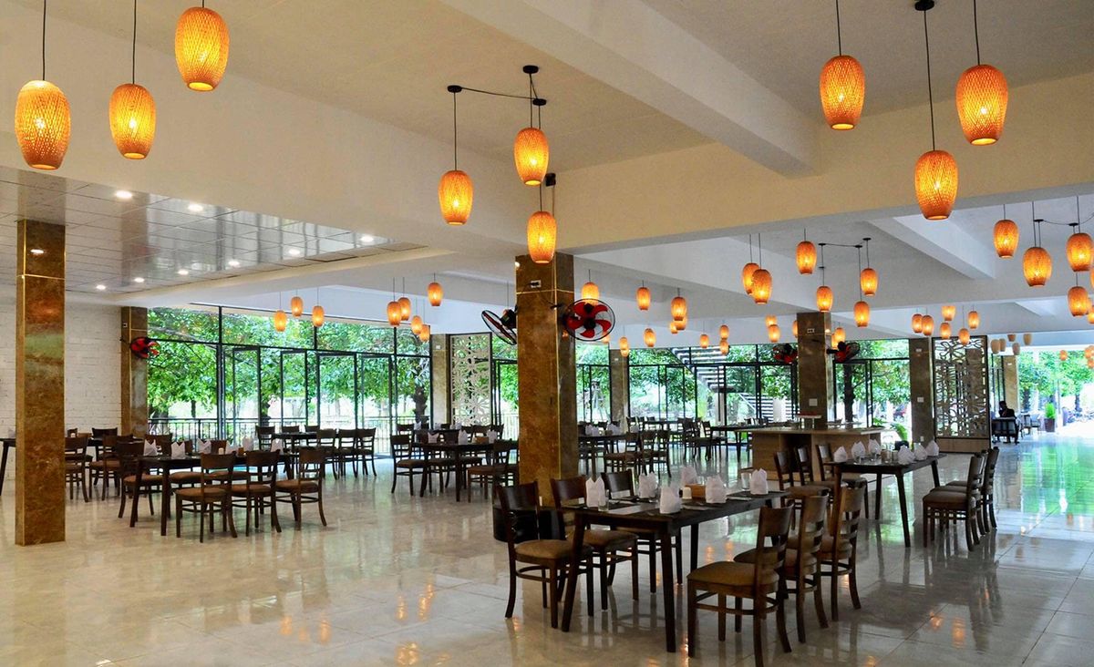 Green Garden Hue – Cafe & Restaurant - A place to enjoy a buffet with unforgettable flavors 3