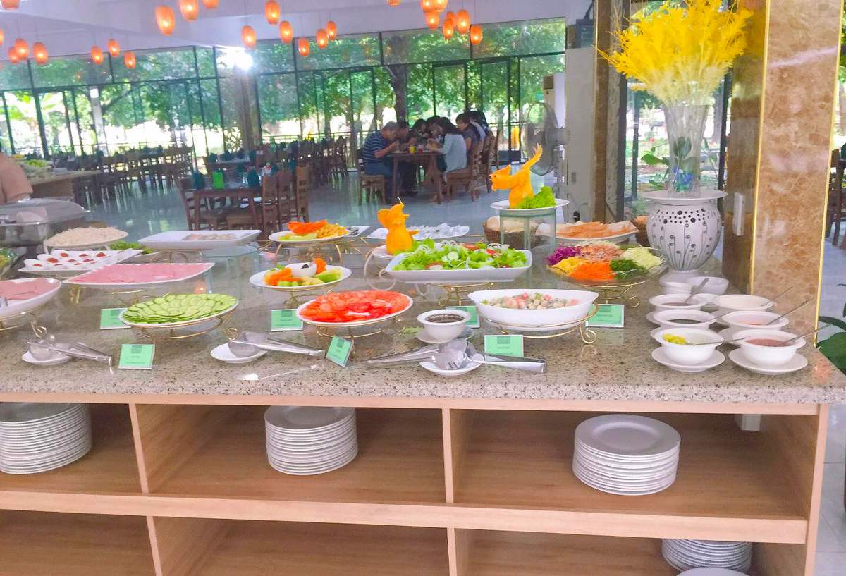 Green Garden Hue – Cafe & Restaurant - A place to enjoy a buffet with unforgettable flavors 4