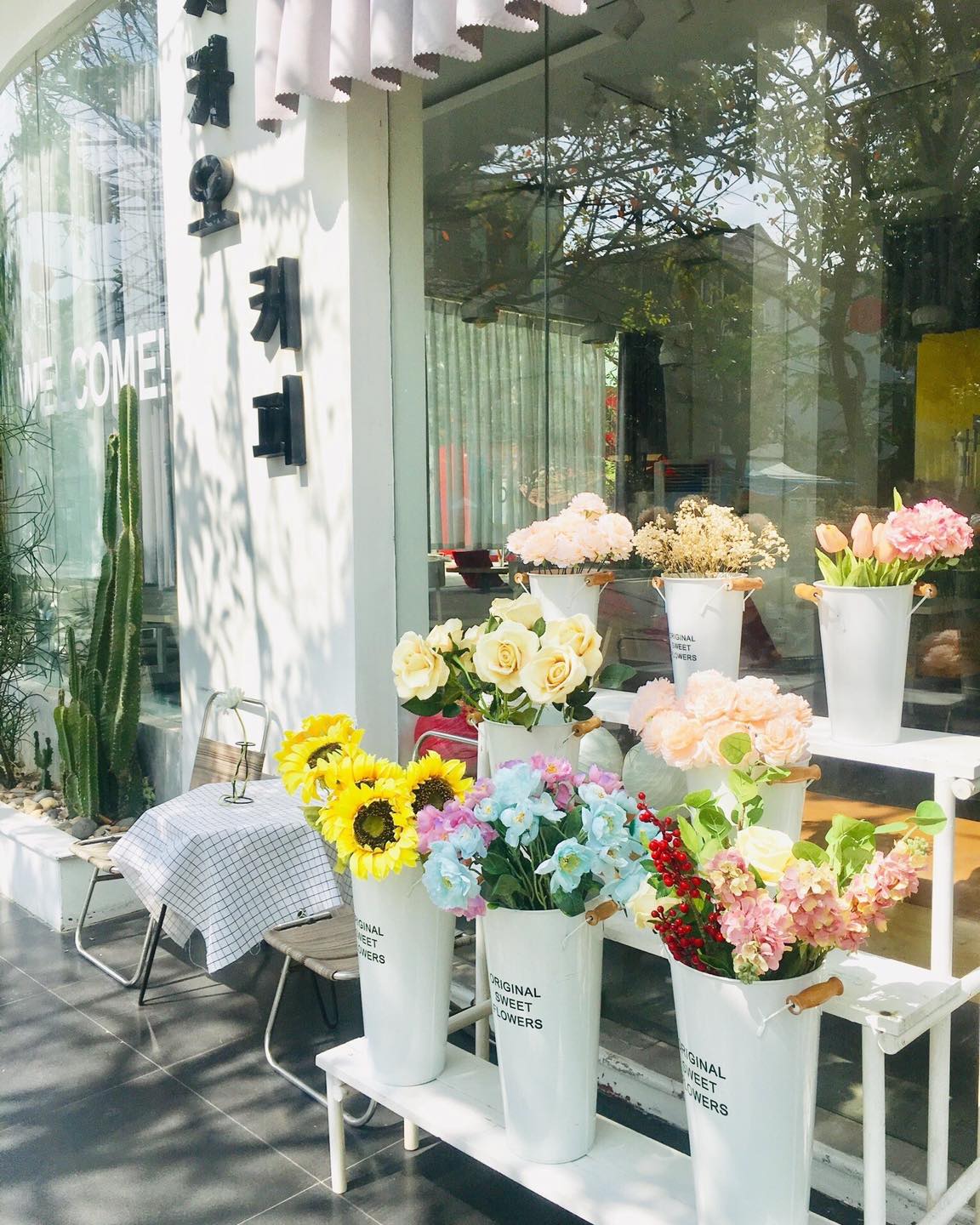 Landing at KAKAO KAFE - The birthplace of Korean-style photo sets 2