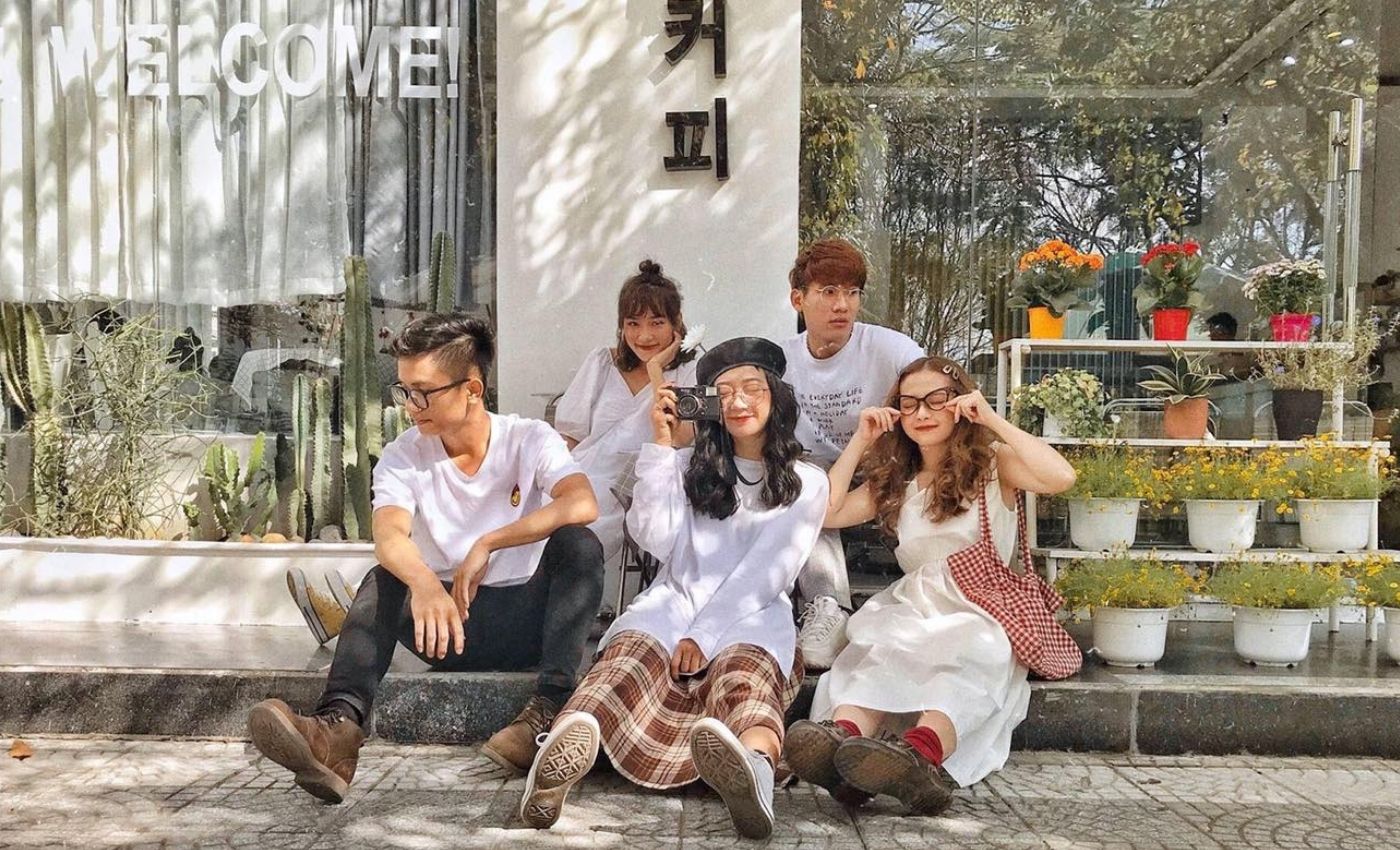 Landing at KAKAO KAFE - The birthplace of Korean-style photo sets 18