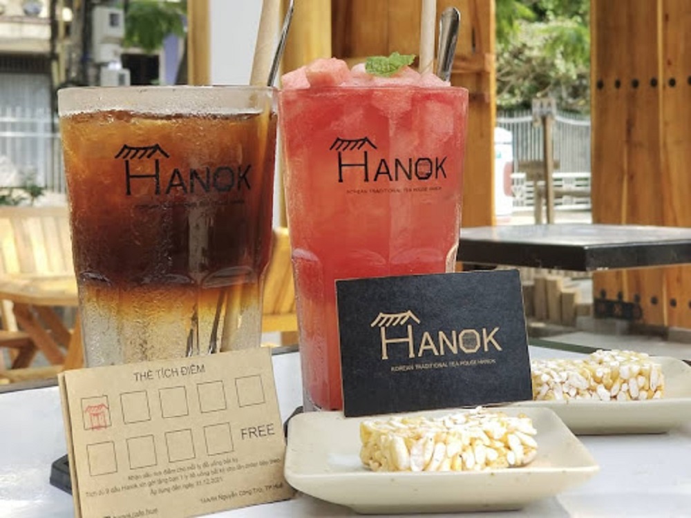 Hanok Cafe - Ancient coffee shop with traditional Korean style 5