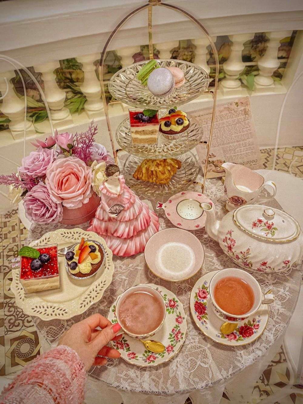 Transform into a muse in a dreamland at Five O'clock Tea 4